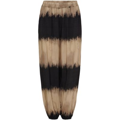 Marta De Chateau Lily Bukser 5883 Var2 print