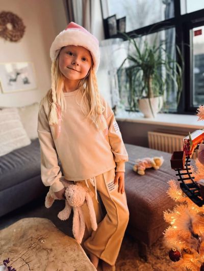 Squared and cubed Victoria Tracksuit 25513 beige