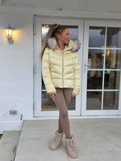 Rock And Blue Leia jakke Butter Yellow med Hvid ægte pels