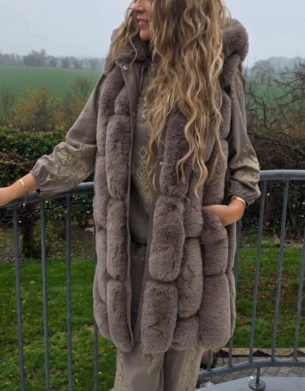 Ever Boom Fake fur pels vest med Hætte 2452 brun