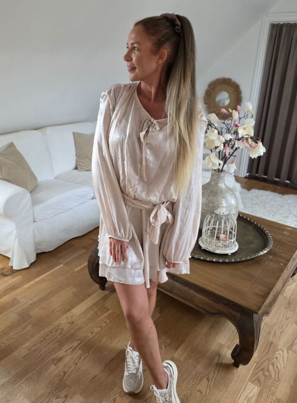 Bellavie shiny kjole 1610 creme