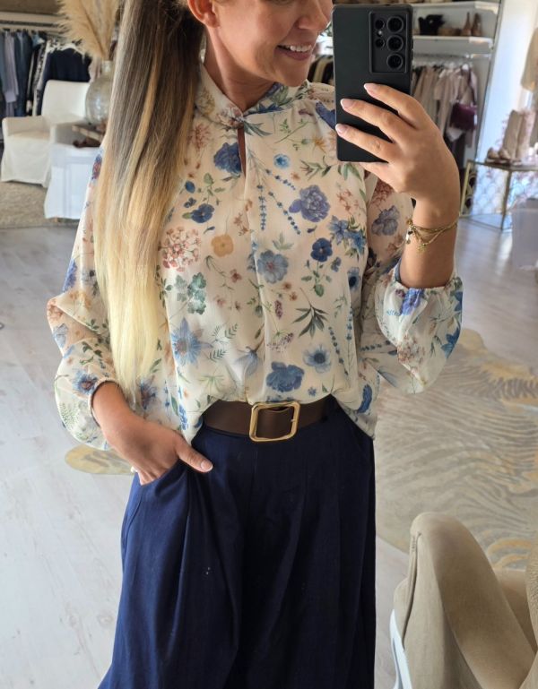 Lovika flower bluse 13758 blå