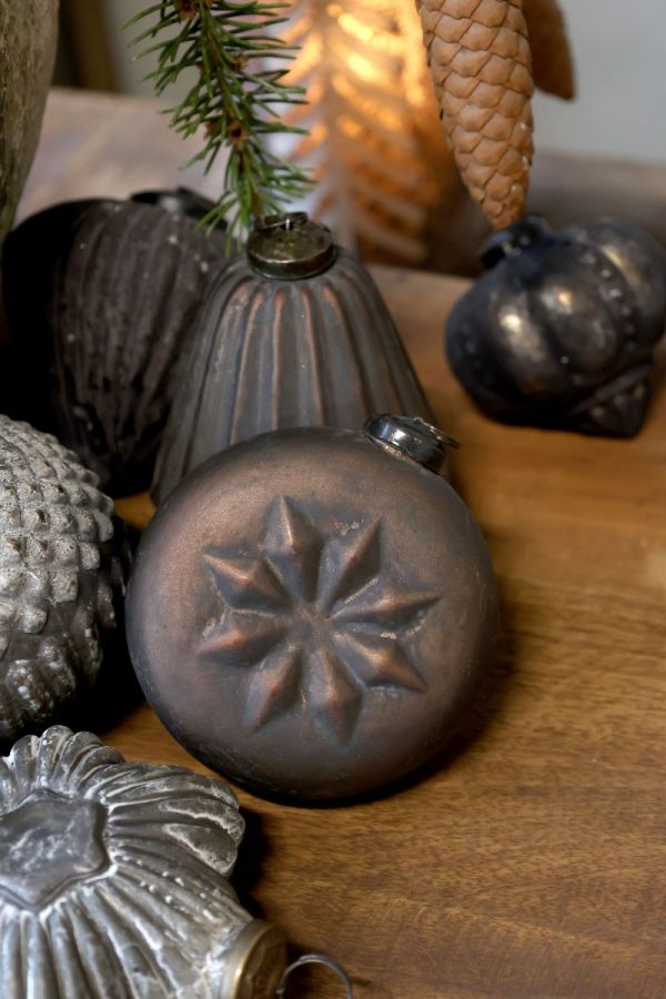 ChicAntique Jule kugle Flad brun 