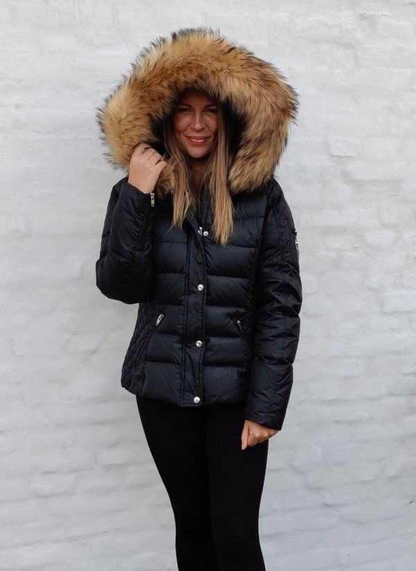 Rock and Blue Zora sort vinterjakke med Natur Fake Fur 