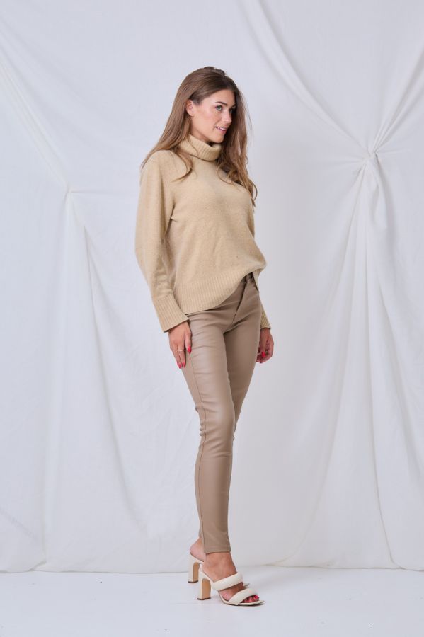 Ana & Lucy coated push up pants 6826 beige