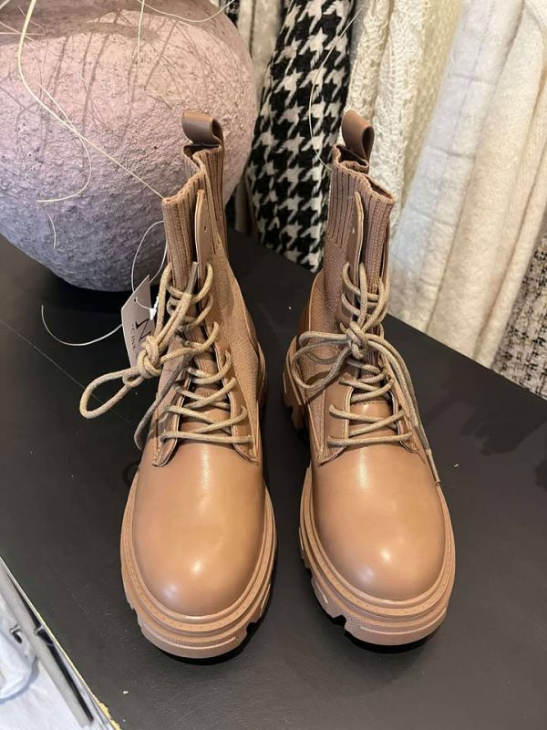 Cink me boots 2001 camel