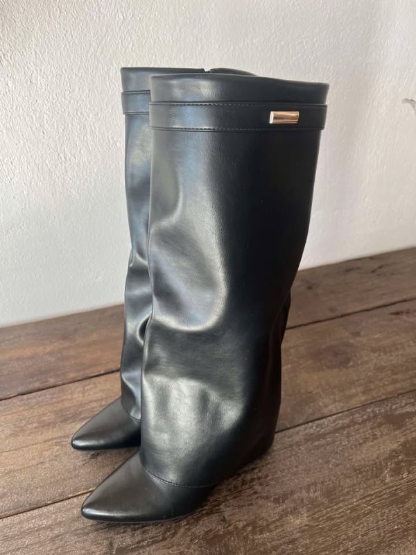 Marquiiz Støvler med kilehæl 9623 sort